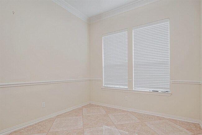 Building Photo - 14314 Jaubert Ct