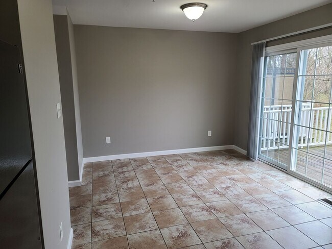 Building Photo - 3 Bedroom Townhome for Rent in Waynesboro