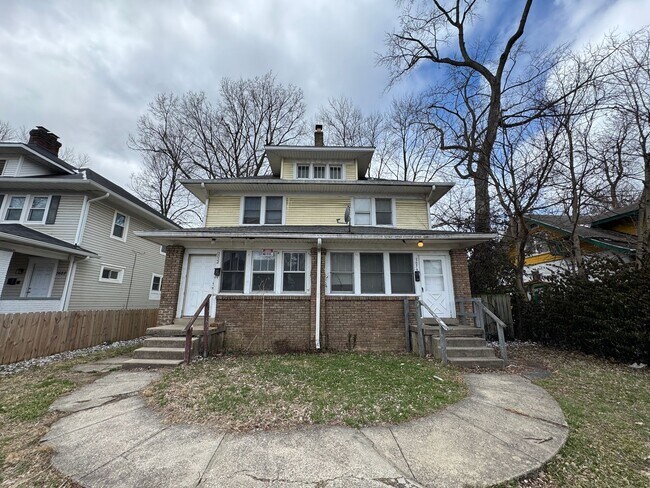 Building Photo - 3632-3634 Birchwood Ave