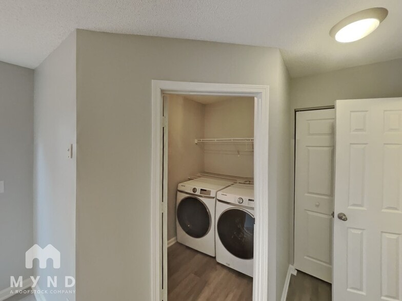 Building Photo - 12640 Tucker Crossing Ln