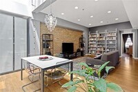 Building Photo - 357 Varick St