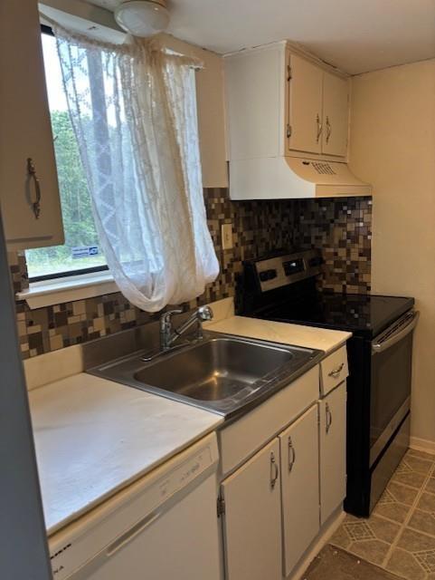 Building Photo - 15919 Golf Club Dr
