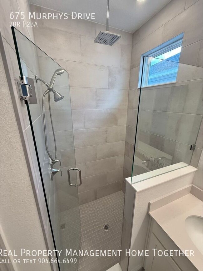 Building Photo - 675 Murphys Dr