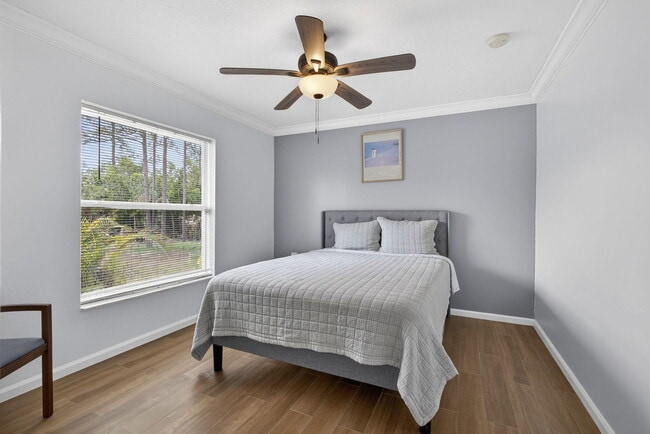 Building Photo - 16931 78th Rd N