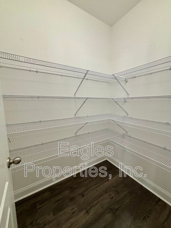 Building Photo - 106 Perignon Dr