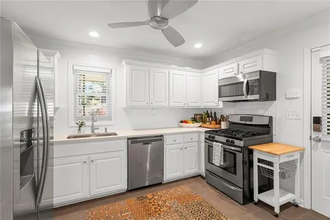 Building Photo - 2193 Capehart Cir NE