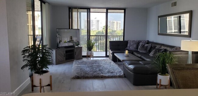 Building Photo - 15 Bluebill Ave