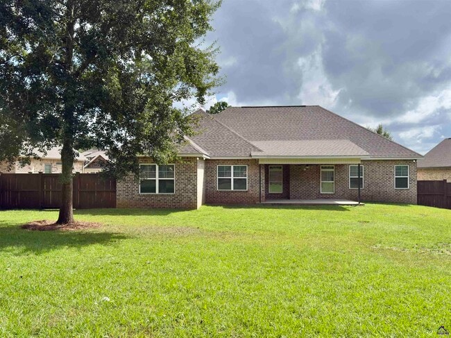 Building Photo - 408 Hawk's Nest Dr