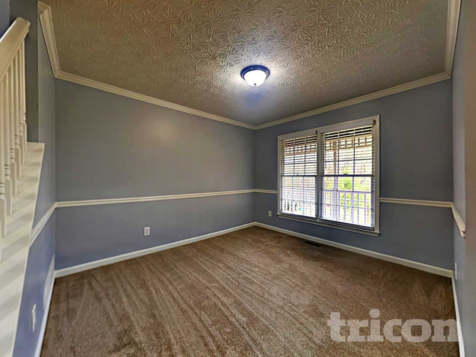 Building Photo - 313 Willow Bend Dr