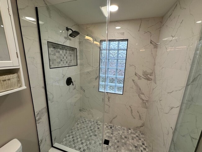 Building Photo - Deming Ave 2697-2699 NSLLC