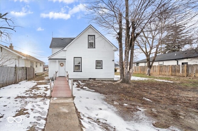 Building Photo - 1741 S State Ave