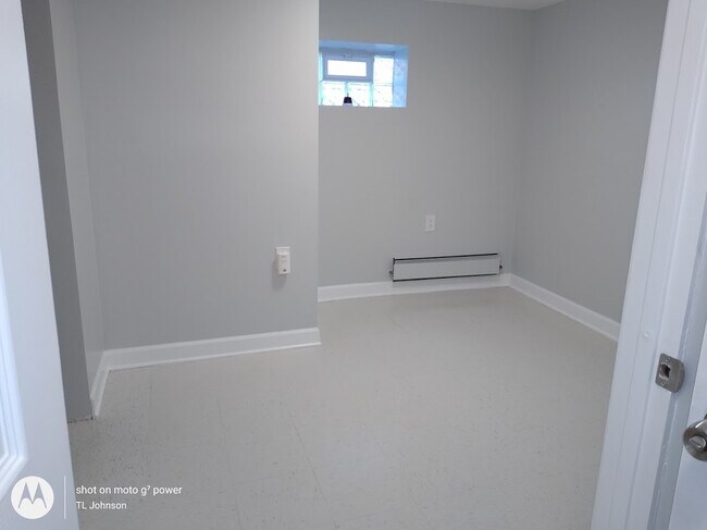 Building Photo - 8645 S Drexel Ave