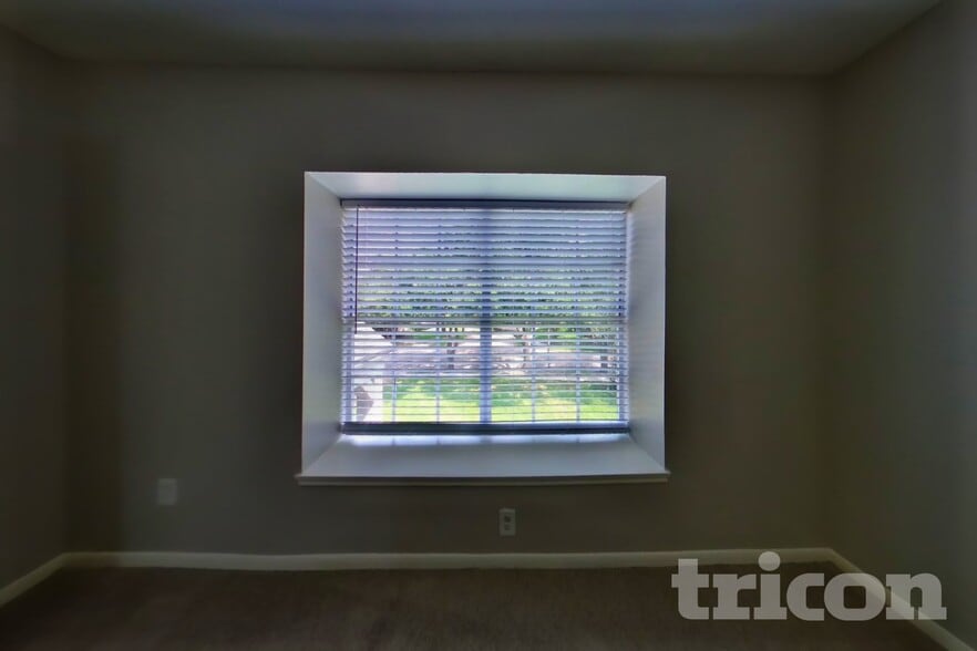 Building Photo - 3115 Granite Lake Dr