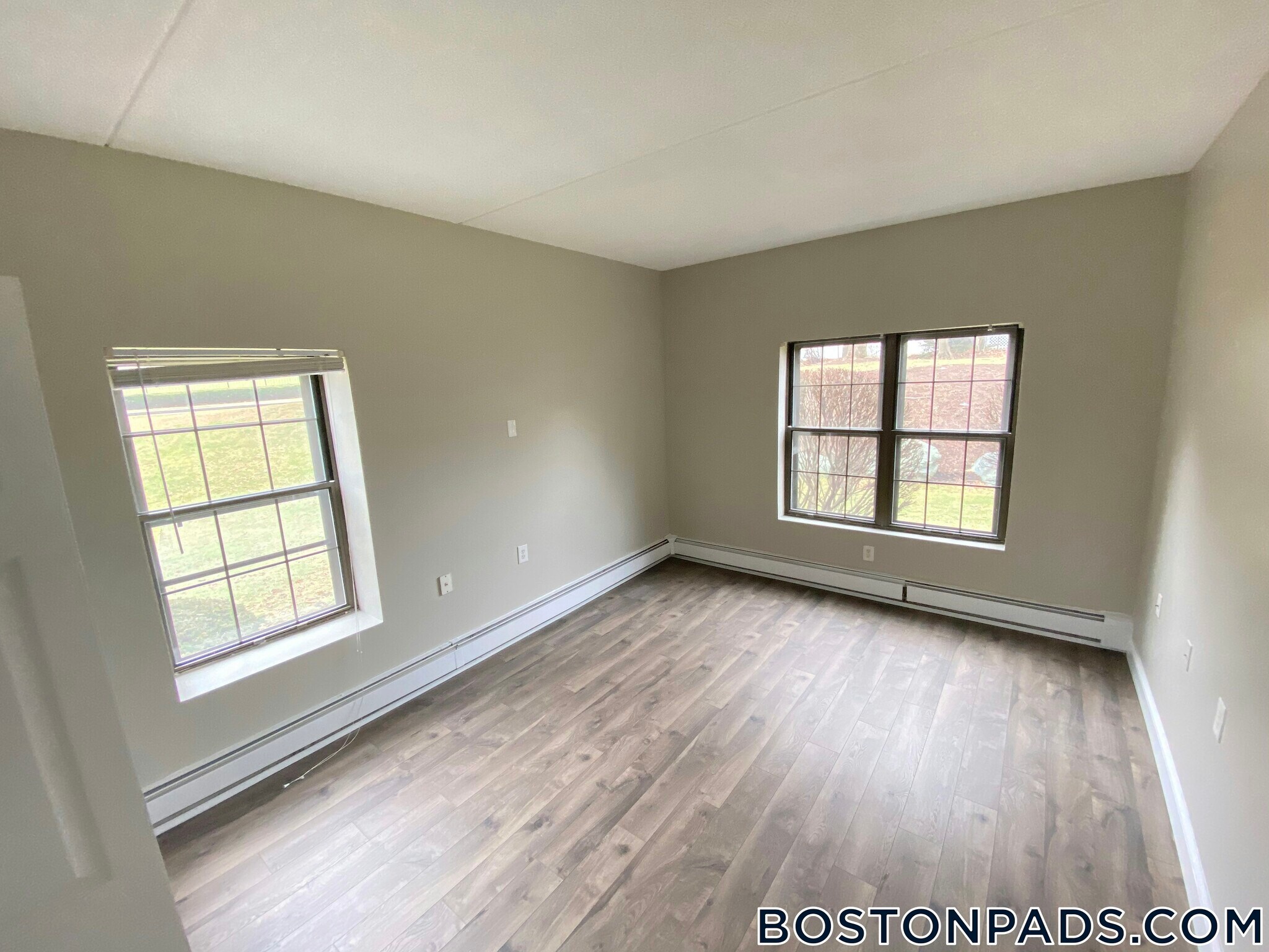 Building Photo - 757 Highland Ave