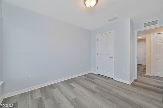 Building Photo - 3739 Crofton Court