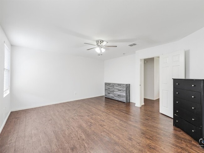 Building Photo - 13262 Cleburne Dr