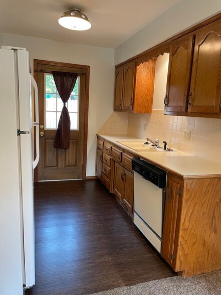 Building Photo - 4034 S Miranda Ct