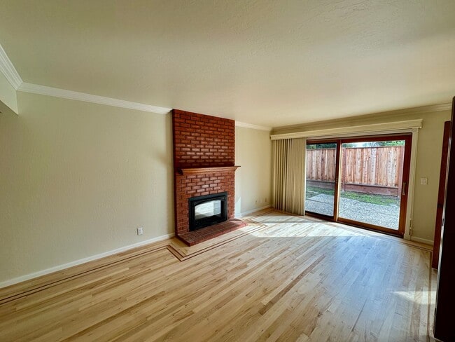 Building Photo - Single Story with Cupertino Schools