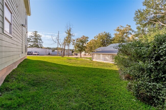 Building Photo - 2118 Avenue M