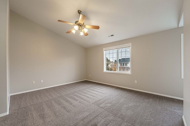 Building Photo - A/C Equipped 4 Bedroom 2.5 Bath Located in...