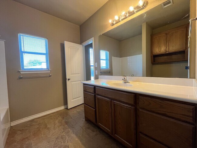 Building Photo - 3105 Beauford St