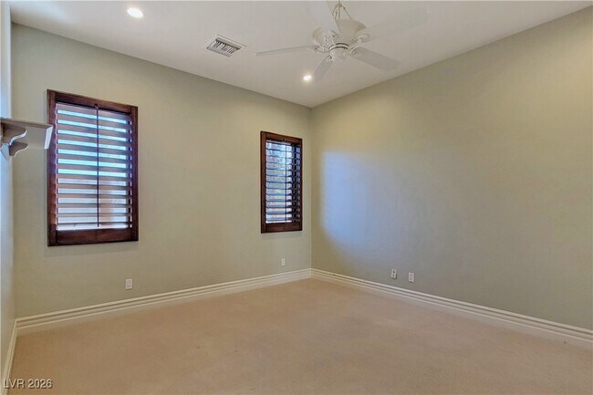 Building Photo - 4365 N Campbell Rd