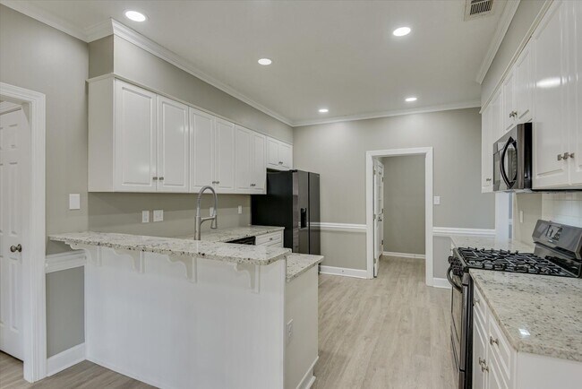 Building Photo - 4604 Brittany Dr