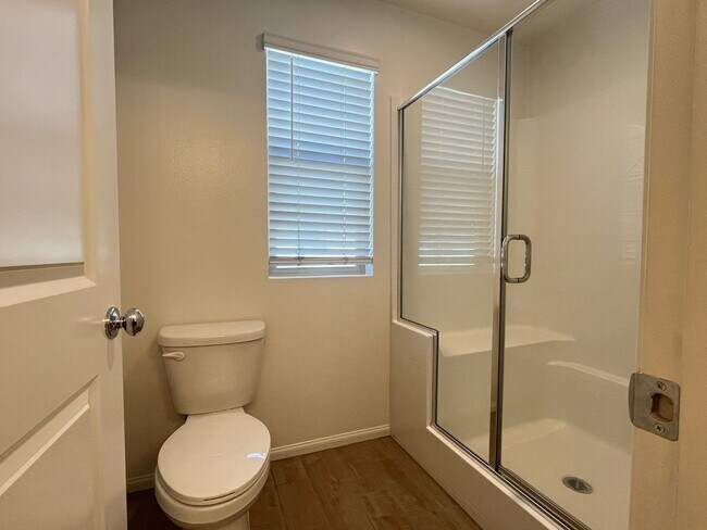 Building Photo - 2327 Verano Wy.