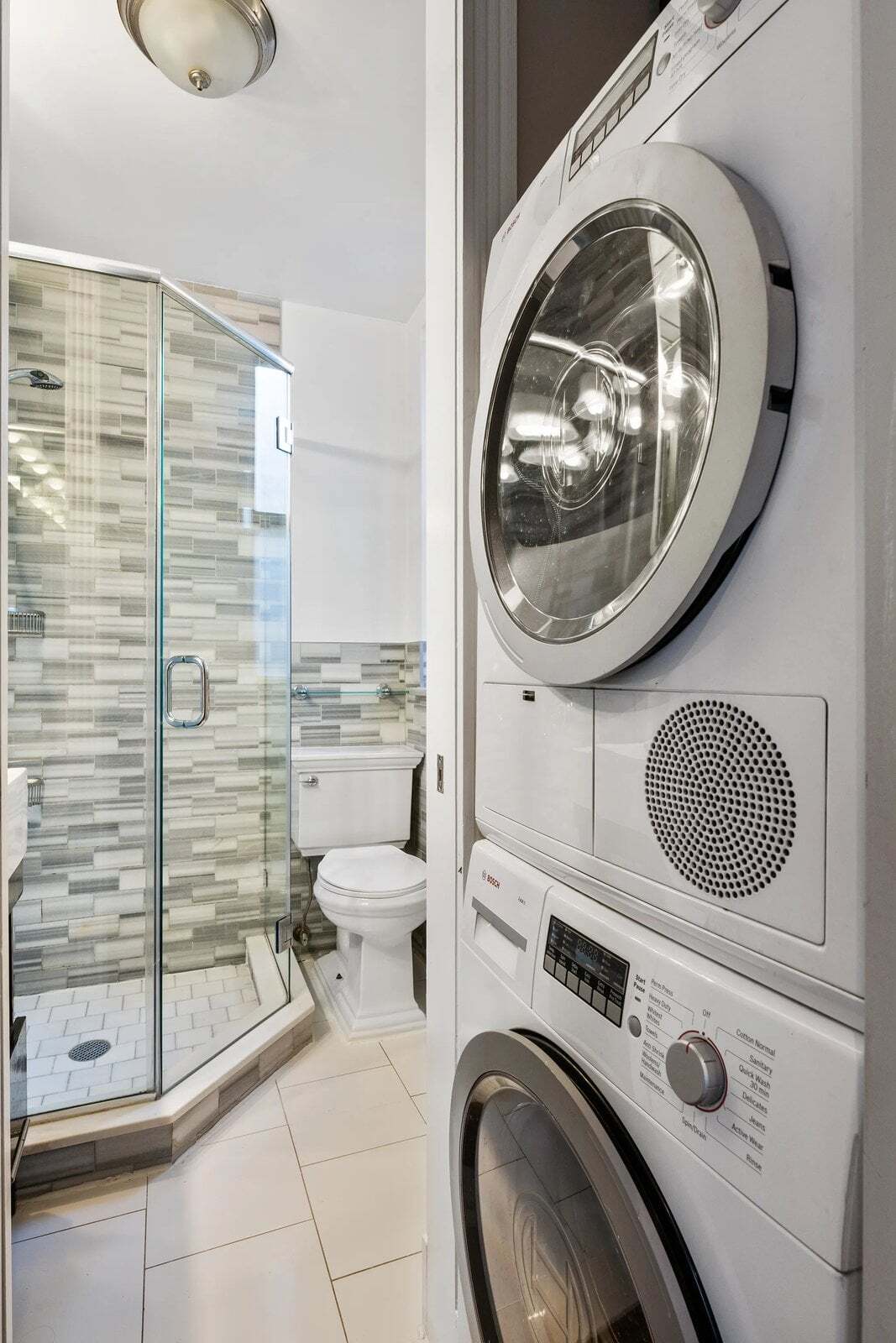 Building Photo - 200 Stanton St