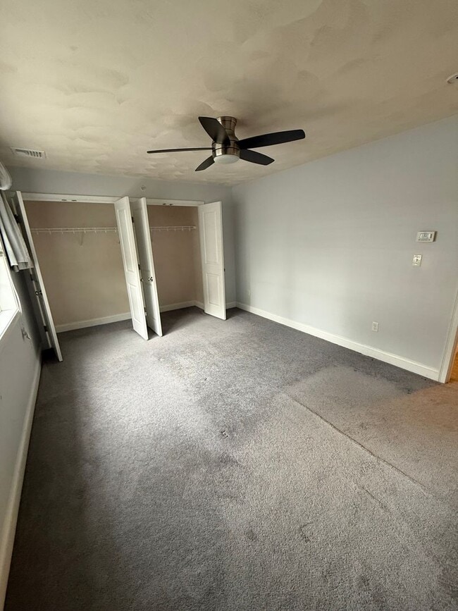 Building Photo - Beautiful Condo in Lynn– $3,225/mo