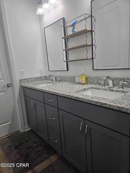 Building Photo - 8634 Sand dollar Dr