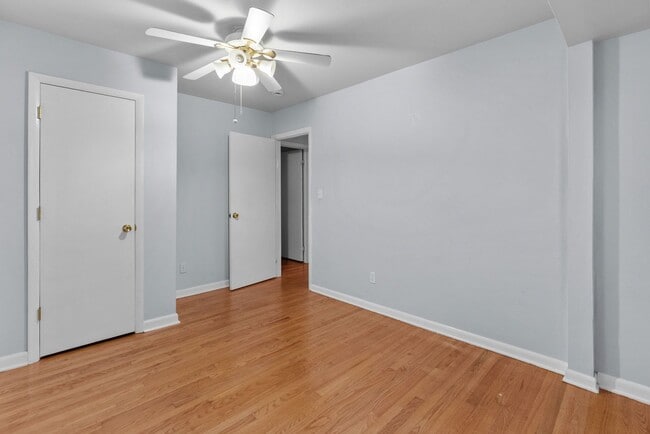 Building Photo - Now Available for Rent in Hampton!