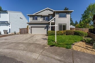 Building Photo - Cul-de-Sac Living at Its Best – Updated 3BR with Garage & A/C!