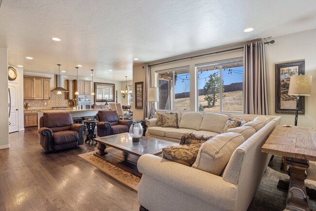 Building Photo - 2156 Villa Creek Cir