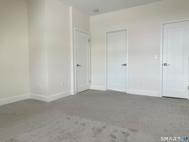 Building Photo - 40 Montoya Dr