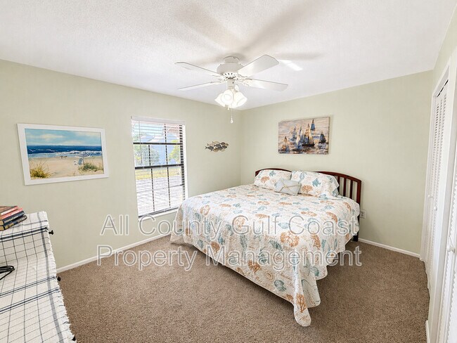 Building Photo - 275 Mission Trail W