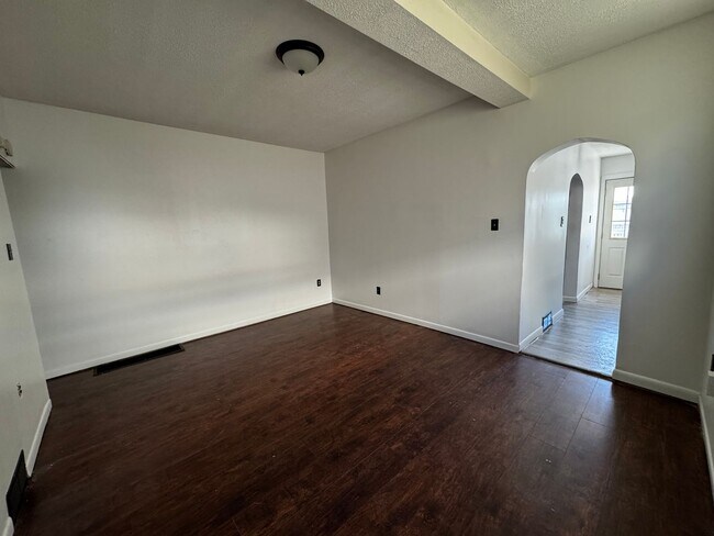 Building Photo - 1254 Willow St