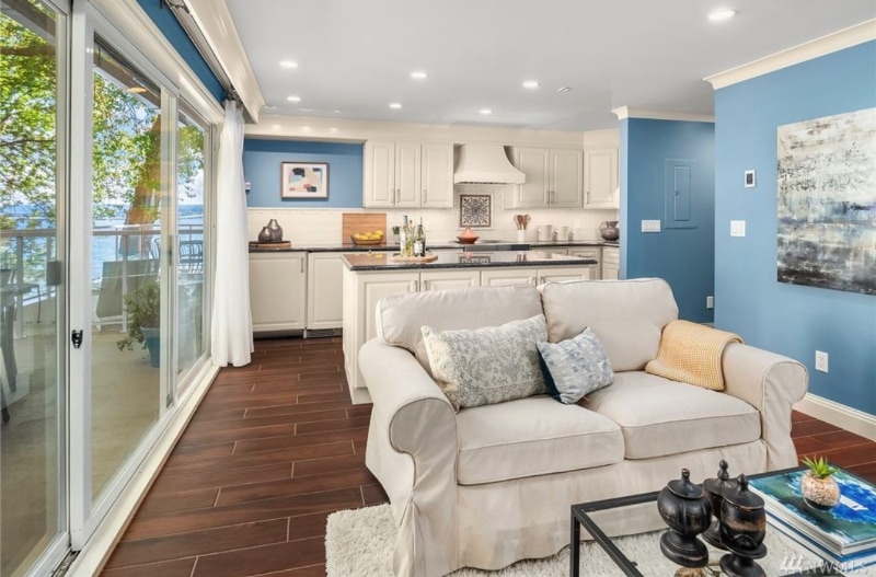 Building Photo - 1810 43rd Ave E