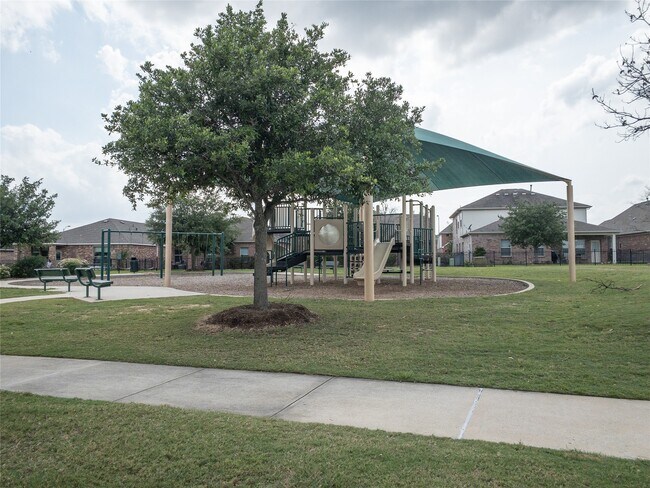 Building Photo - 15214 Bartlett Landing Dr