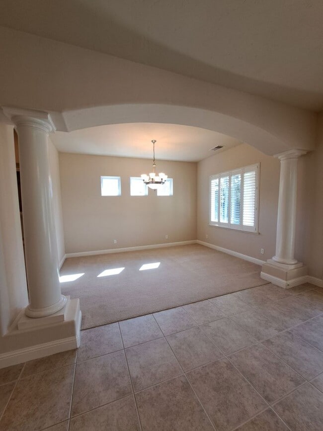 Building Photo - Charming 4 Bedroom House To Call Home -  $...