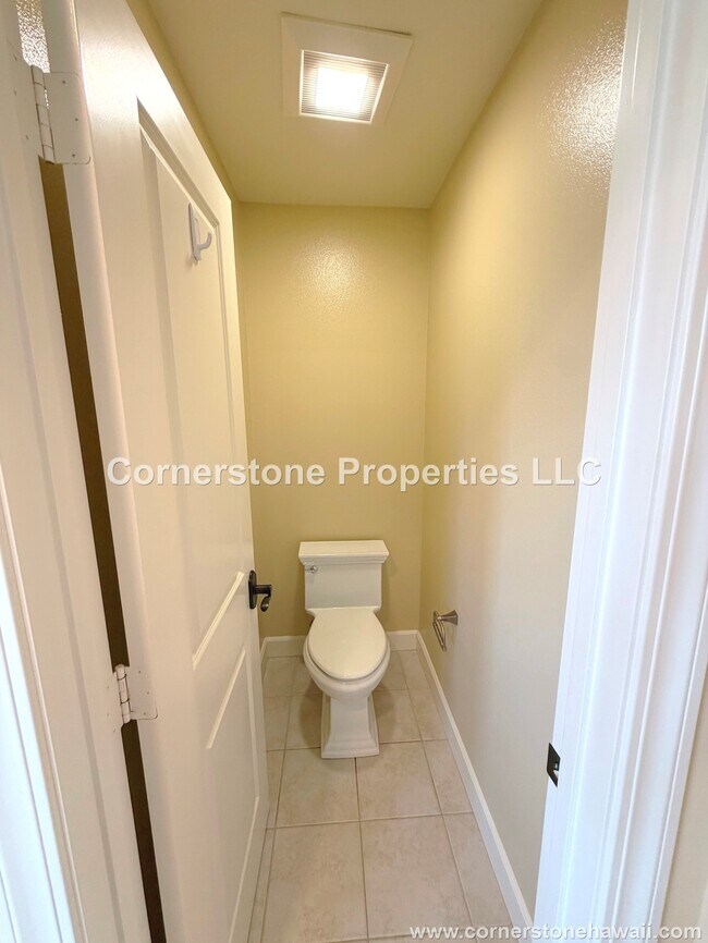 Building Photo - 91-1164-1164 Waikapoo St