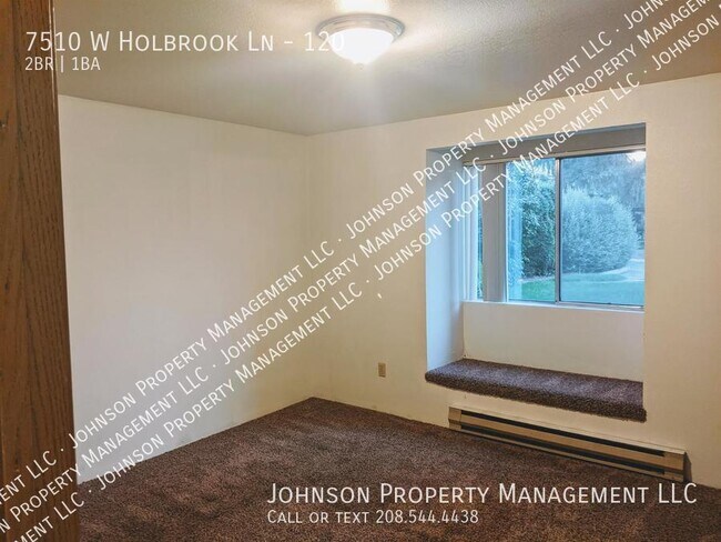 Building Photo - 7510 W Holbrook Ln