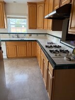 Building Photo - 7129 Lotus Ave