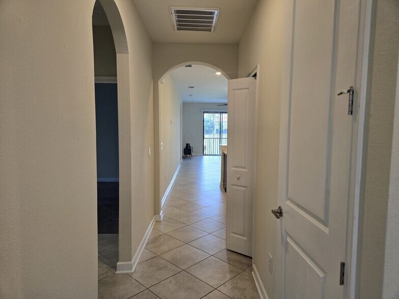 Building Photo - 9006 Azalea Sands Ln