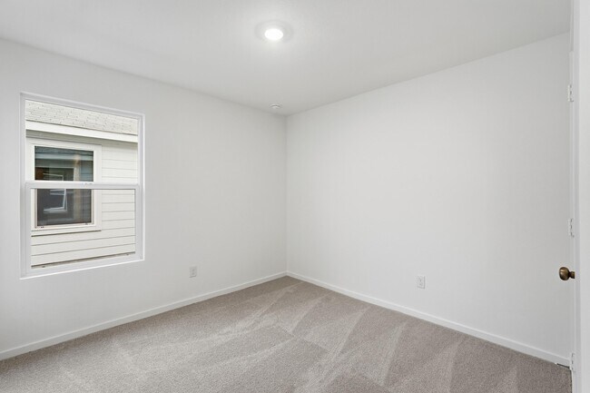 Building Photo - 419 bower dr