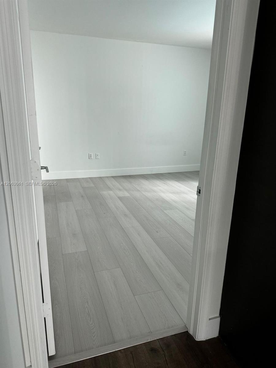 Building Photo - 500 Brickell Ave