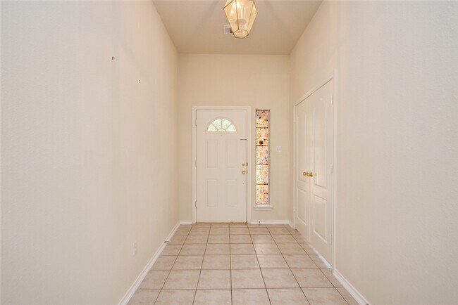 Building Photo - 5715 Afton Ridge Ln