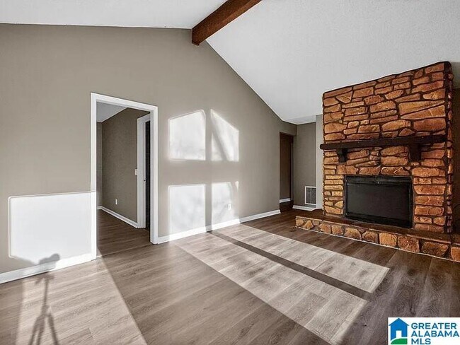 Building Photo - 3031 Apple Valley Ln