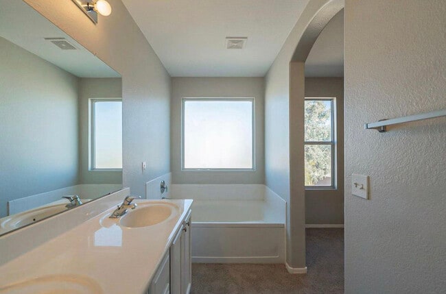 Building Photo - 7398 W River Rim Pl