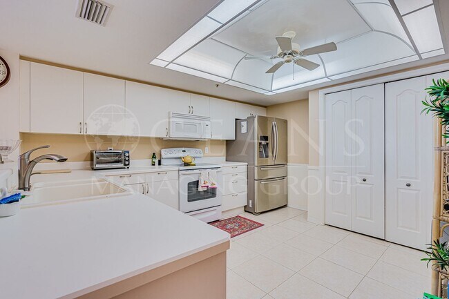 Building Photo - FURNISHED 2 Bedroom Condo in Daytona Beach...